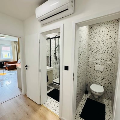 Vermietung einer geräumigen 3-Zimmer-Wohnung, 56 m², Stadtteil Staré Mesto, Bratislava, Slowakei